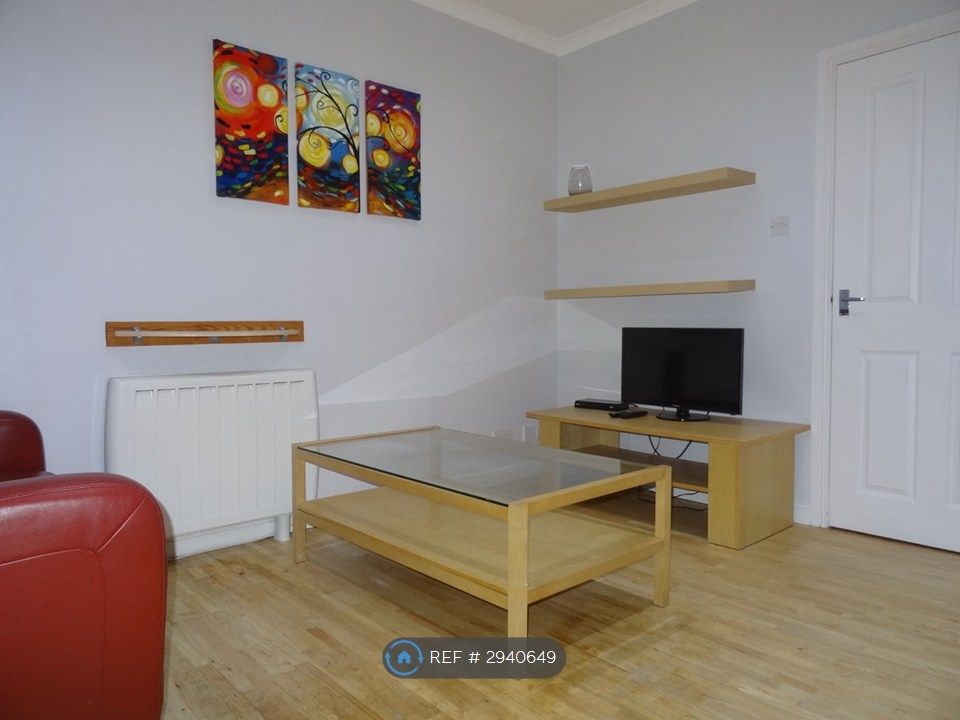 Property photo 2 of 7