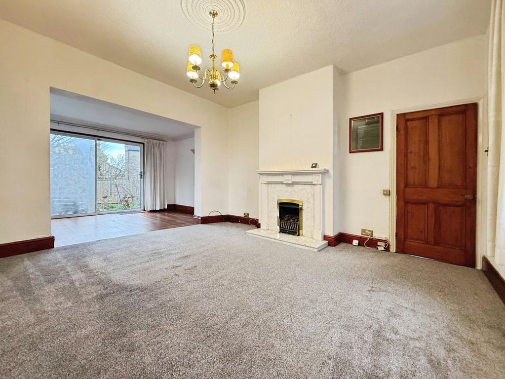 Property photo 3 of 18 52Aff040-15.Jpg