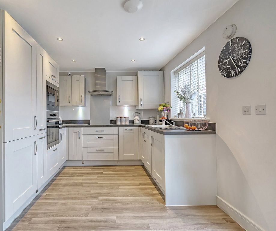 Property photo 1 of 19 Picture No. 27