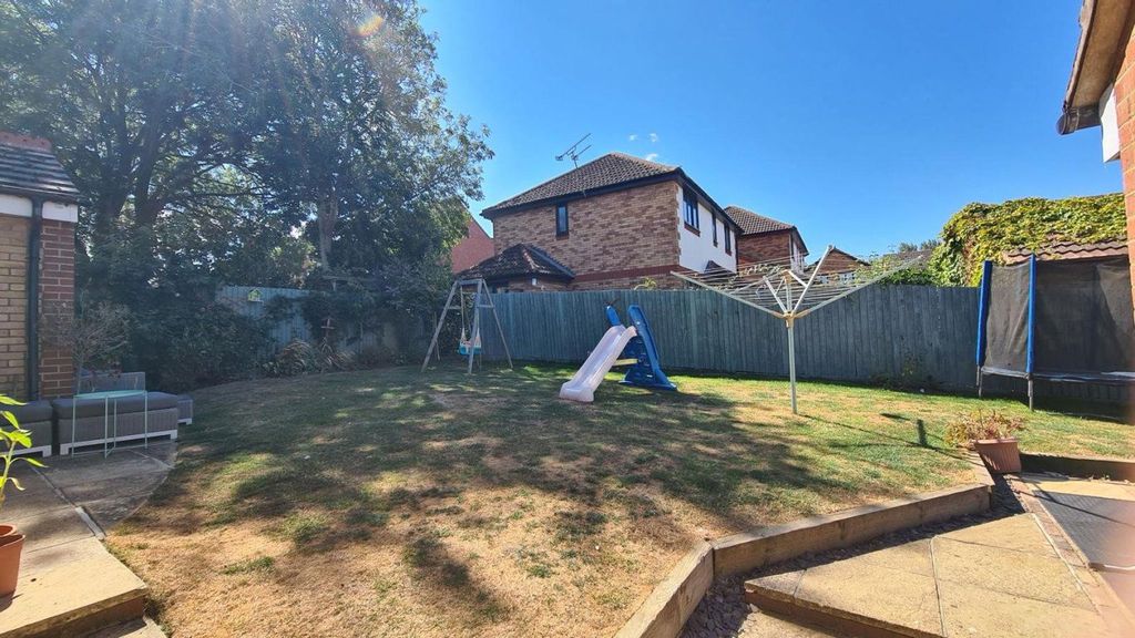 Property photo 2 of 26