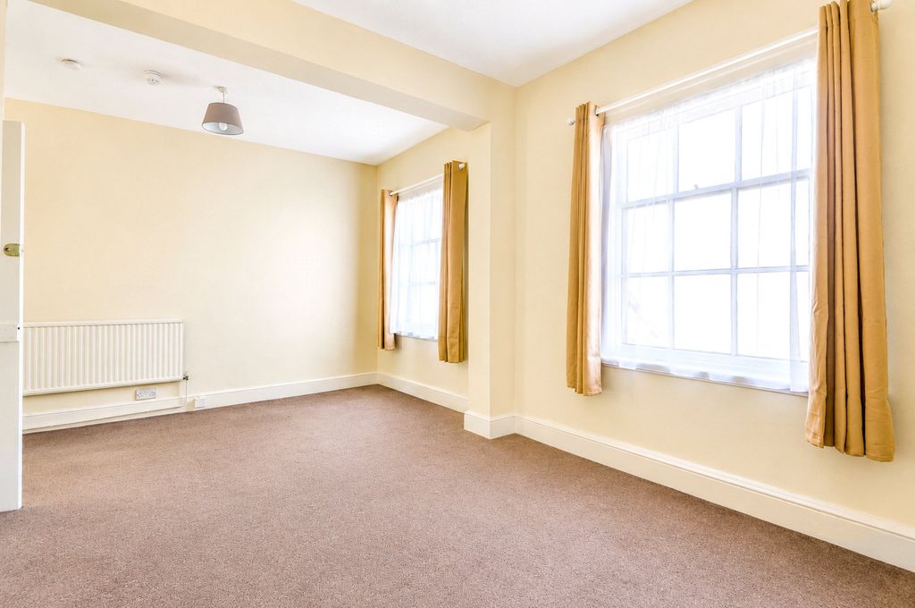 Property photo 3 of 11 Picture No. 20