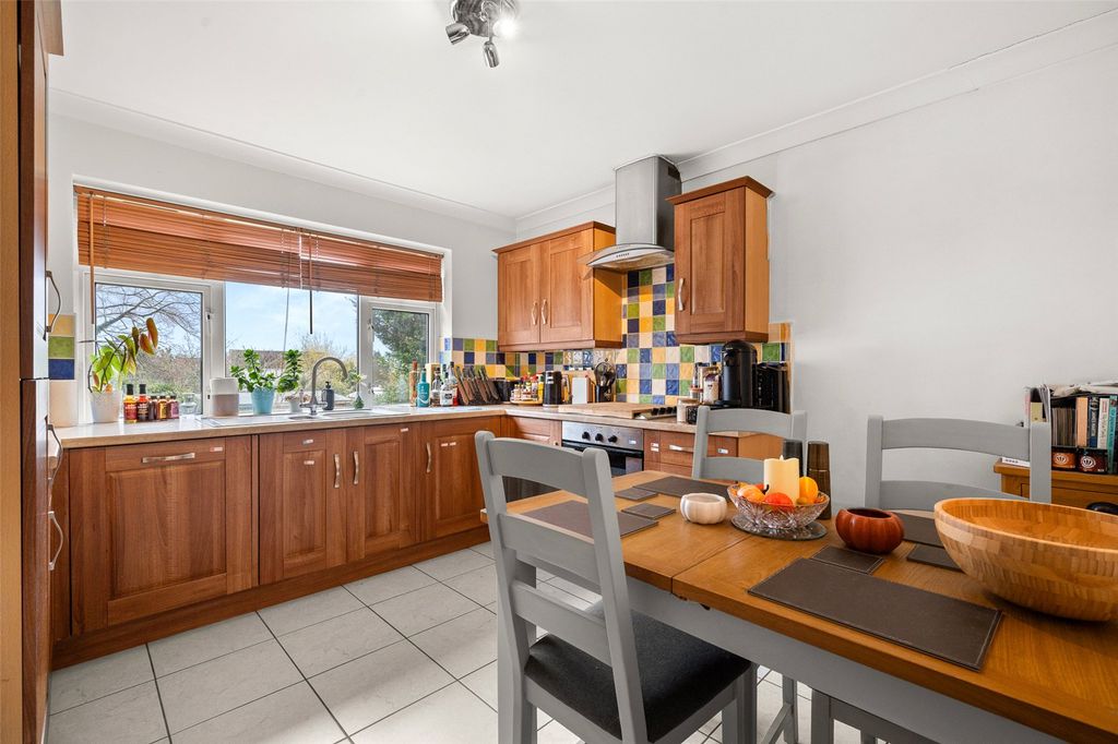 Property photo 3 of 10 Picture No. 05