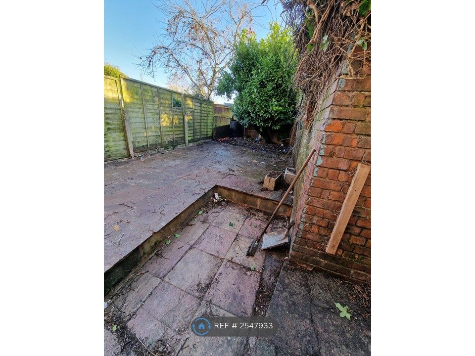 Property photo 3 of 19