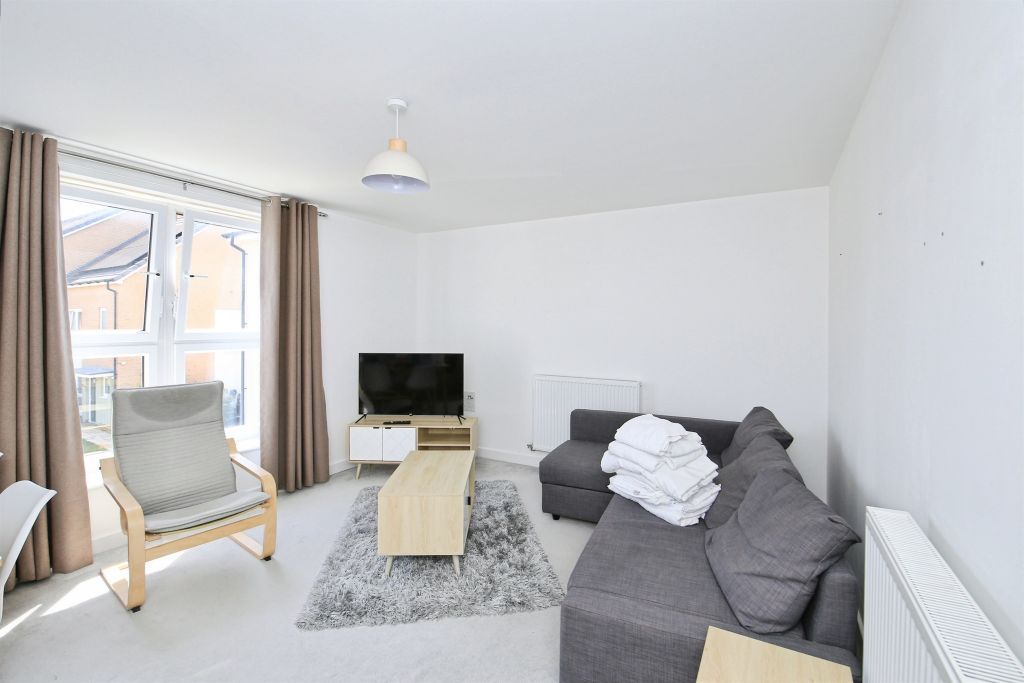 Property photo 3 of 11