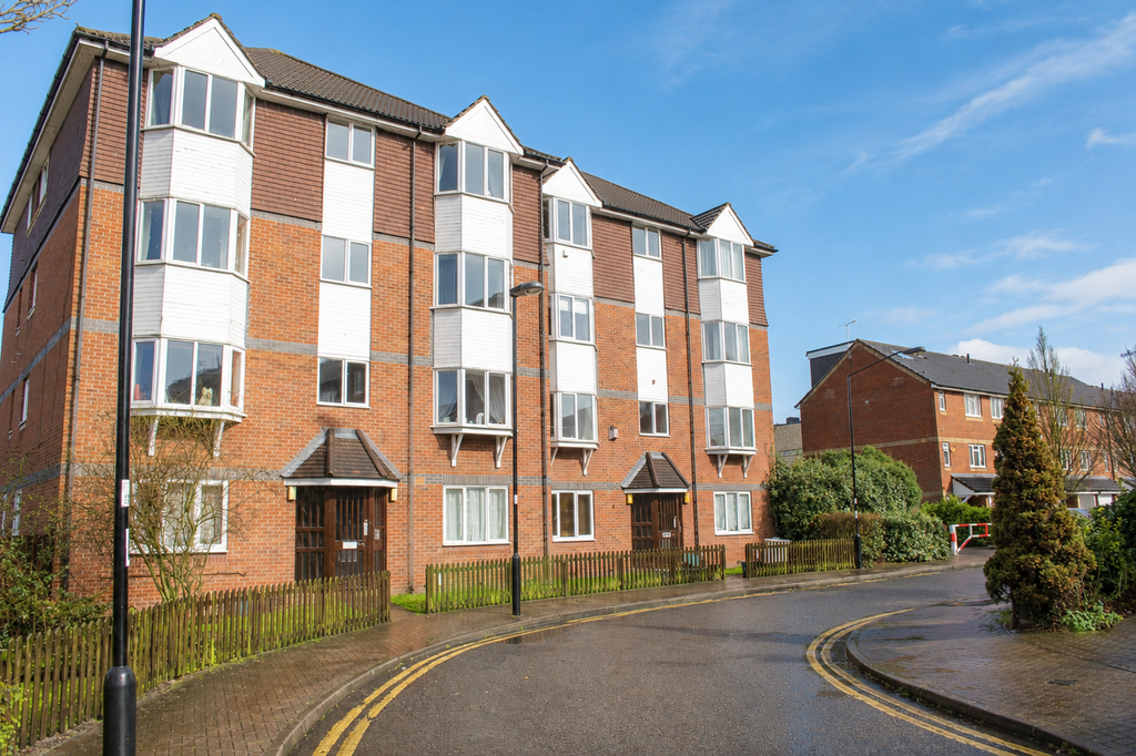 Property photo 1 of 10 E409Af8F-0027-4De7-8356-Ed67d020A965