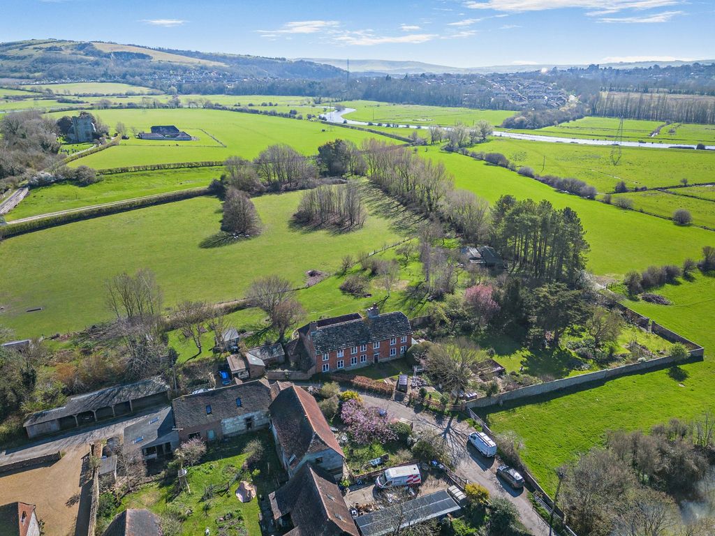 Property photo 2 of 17 Aerial