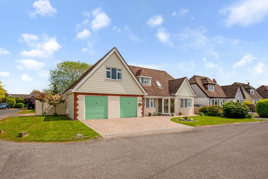 Property photo 1 of 34