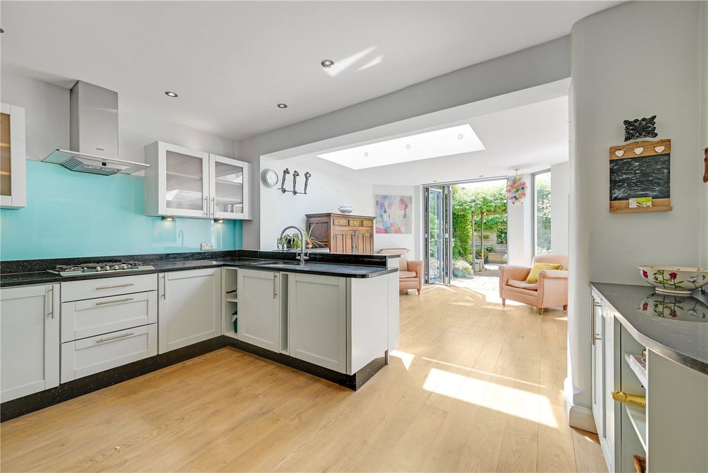 Property photo 3 of 18 Picture No. 03