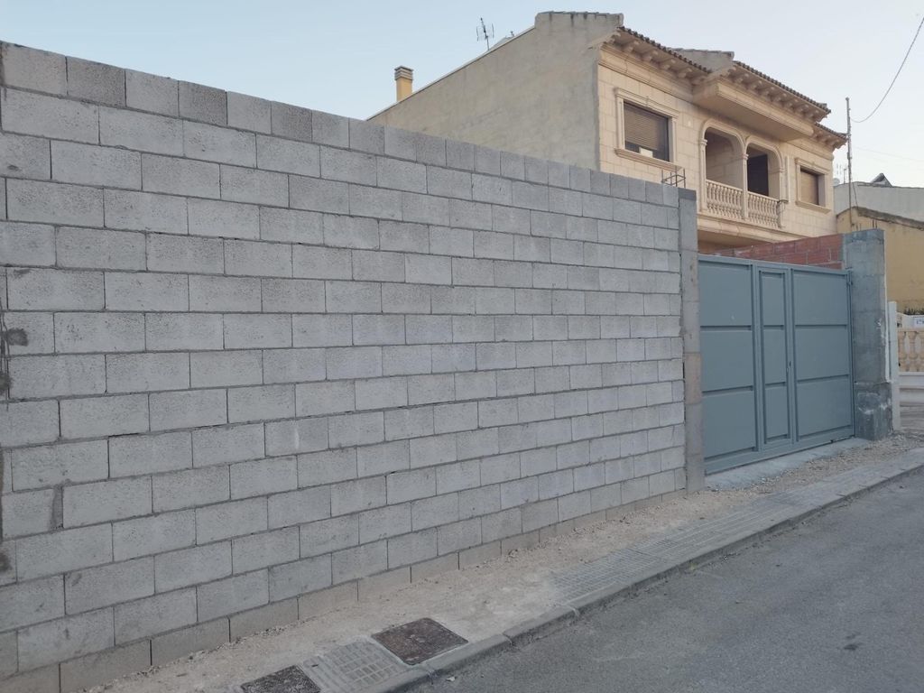 Property photo 3 of 7