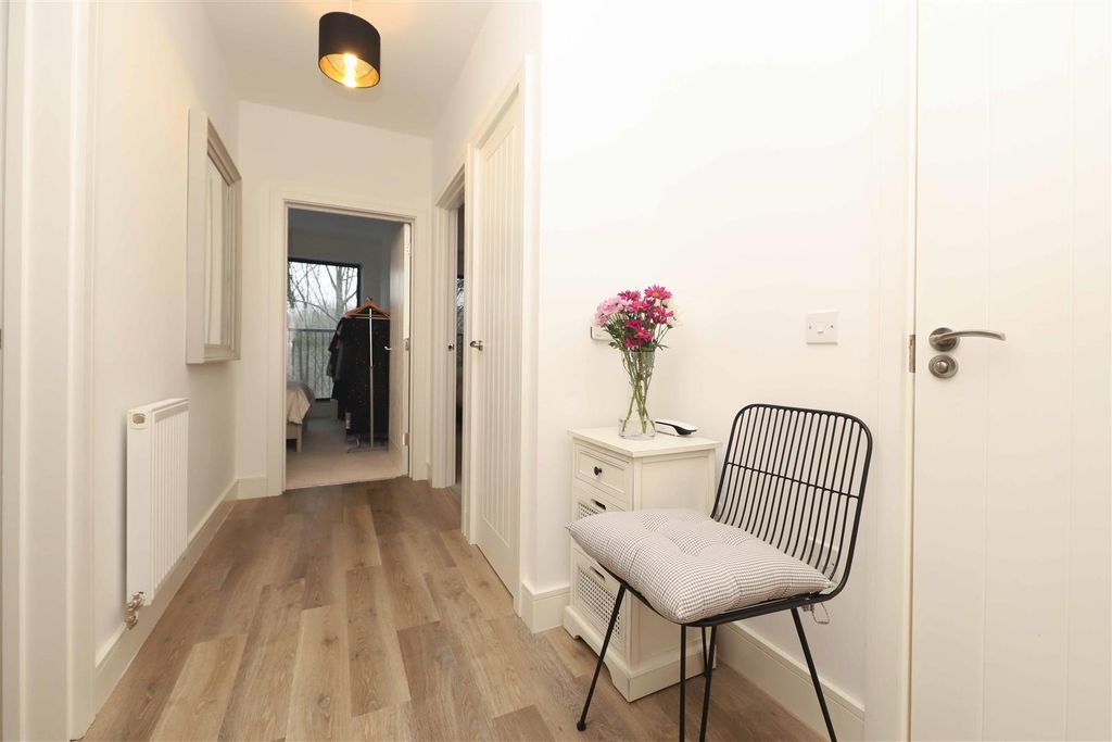 Property photo 3 of 12 Hallway.Jpg