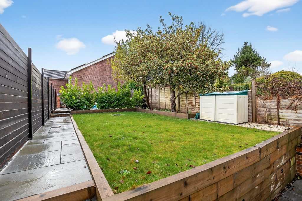 Property photo 2 of 20