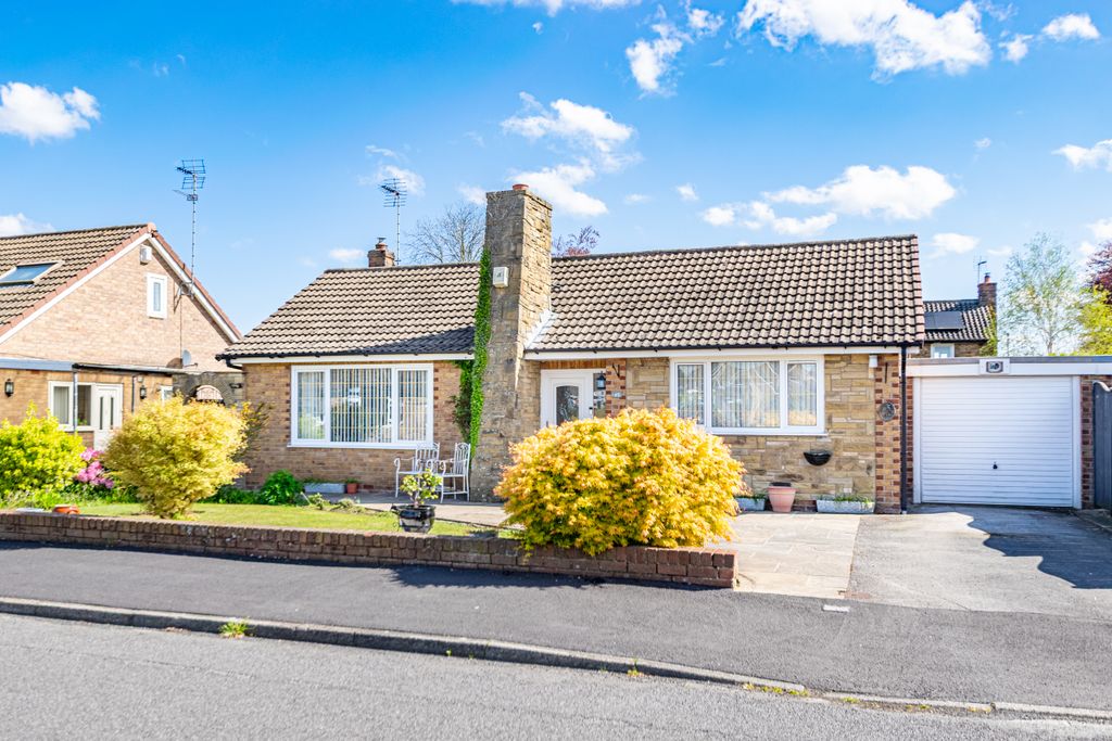 Property photo 1 of 22 Front