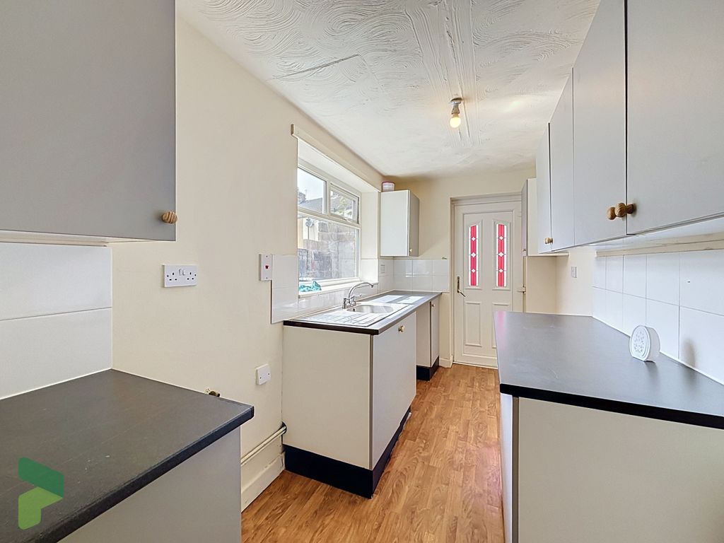 Property photo 1 of 13 Kitchen
