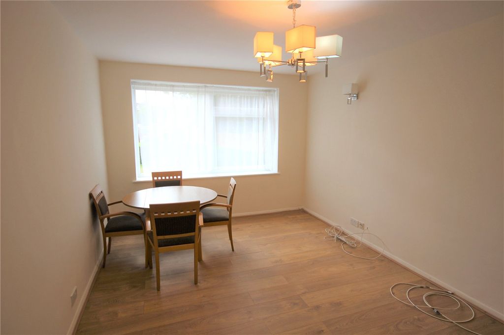 Property photo 3 of 6 Picture No. 09
