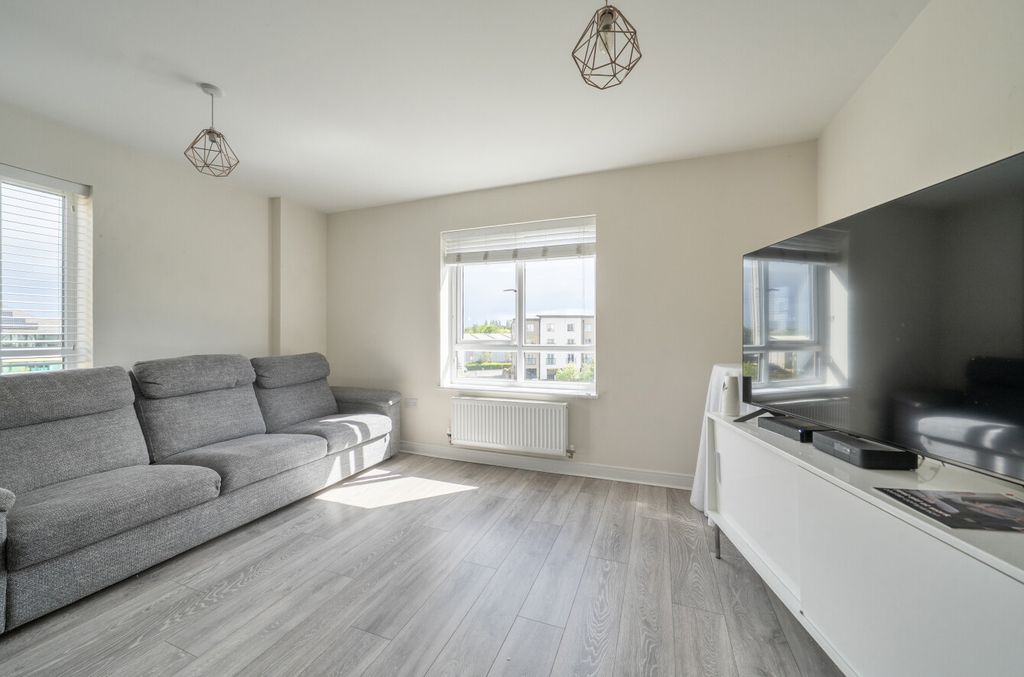 Property photo 3 of 18 1449477-5-6A048c4...