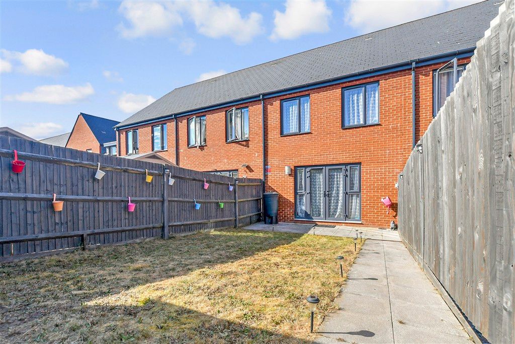 Property photo 2 of 16 Rear Garden