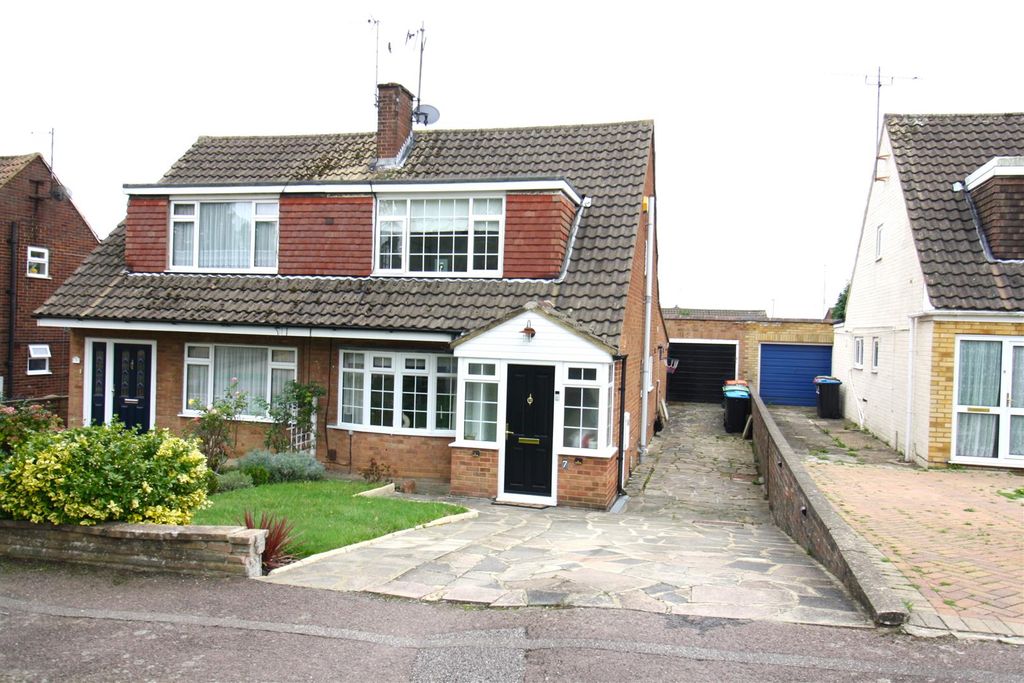 Property photo 1 of 27 Front