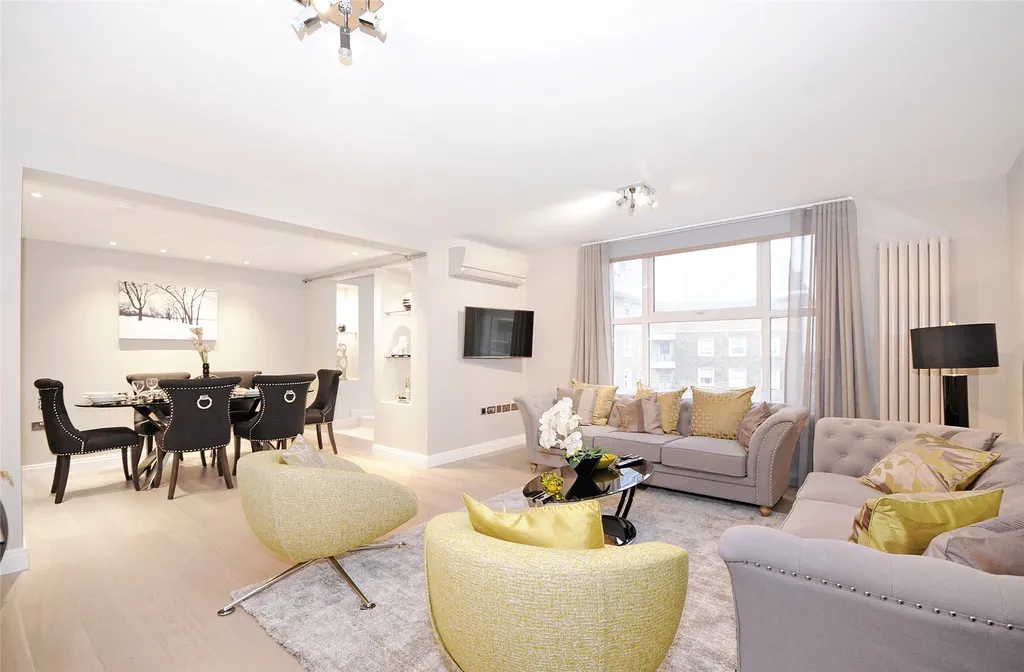 Apartment in London, London Borough of Camden - More