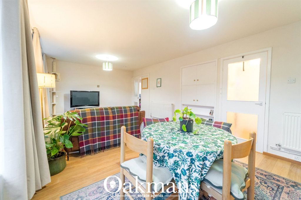 Property photo 3 of 16 Picture No. 27