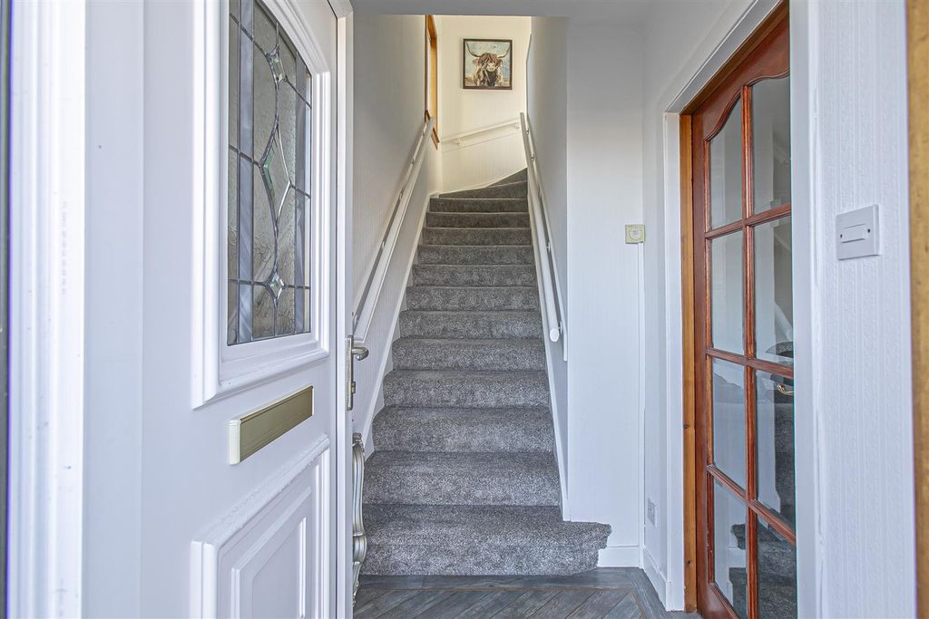 Property photo 2 of 19 Rdc0403Levi Entrance.Jpg