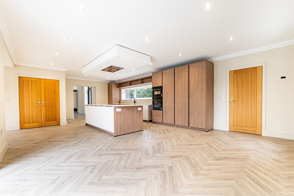 Property photo 3 of 26 Photo 3