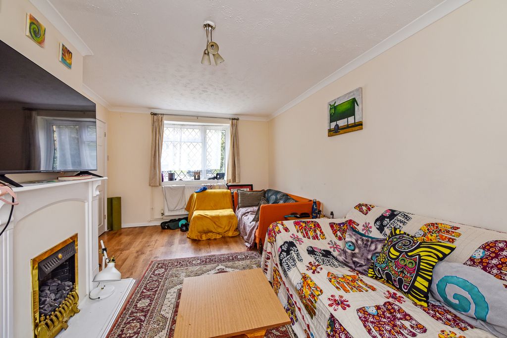 Property photo 2 of 16