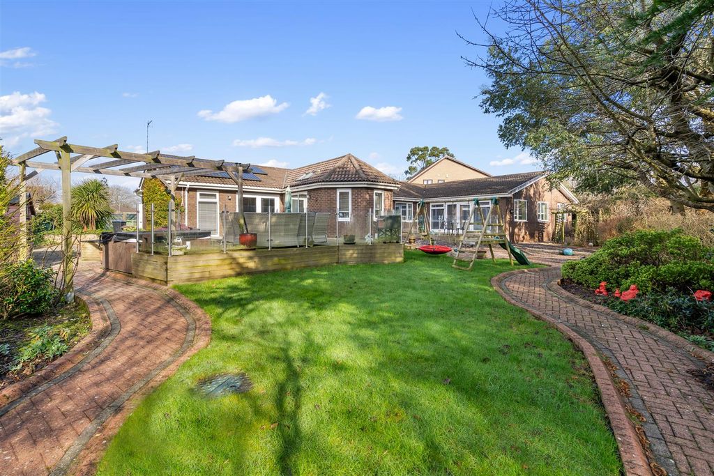 Additional image 27 of 5 bed bungalow for saleLumley Drive, Peterlee SR8