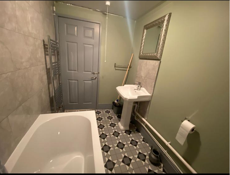 Property photo 2 of 9