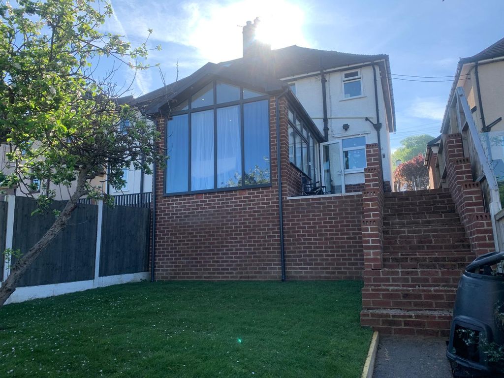 Property photo 1 of 11 Image
