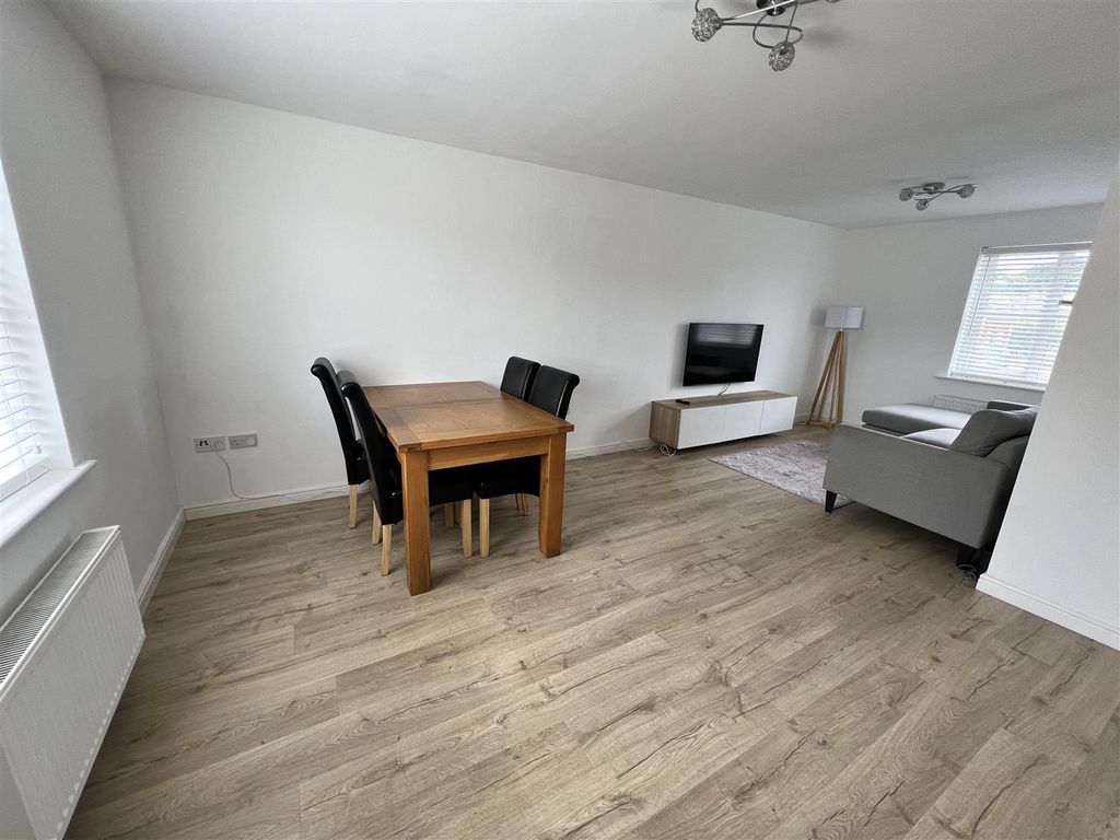 Property photo 3 of 13 Img_1596.Jpg