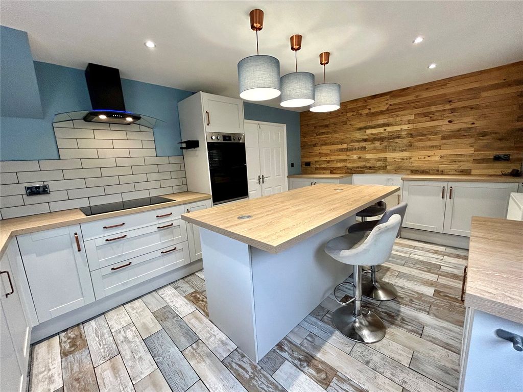 Property photo 3 of 14 Picture No. 29