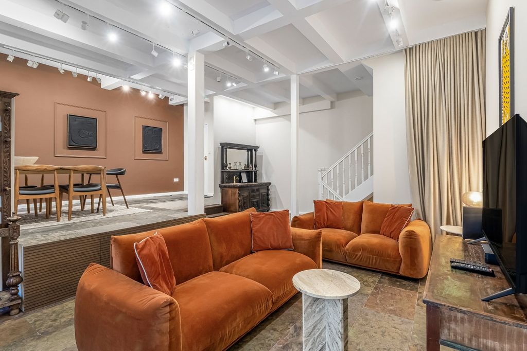 Property photo 1 of 70 Picture No. 56