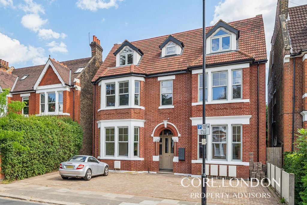 Property photo 1 of 10