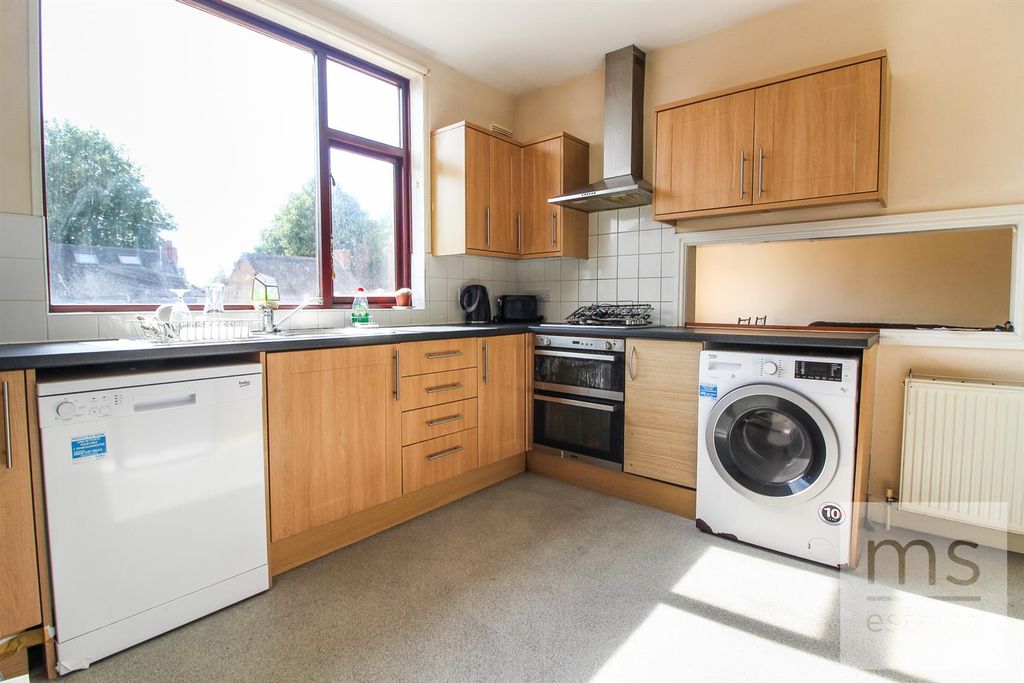 Property photo 2 of 14 Img_8304.Jpg