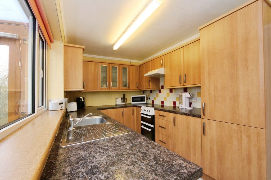 Property photo 2 of 17 Photo #2