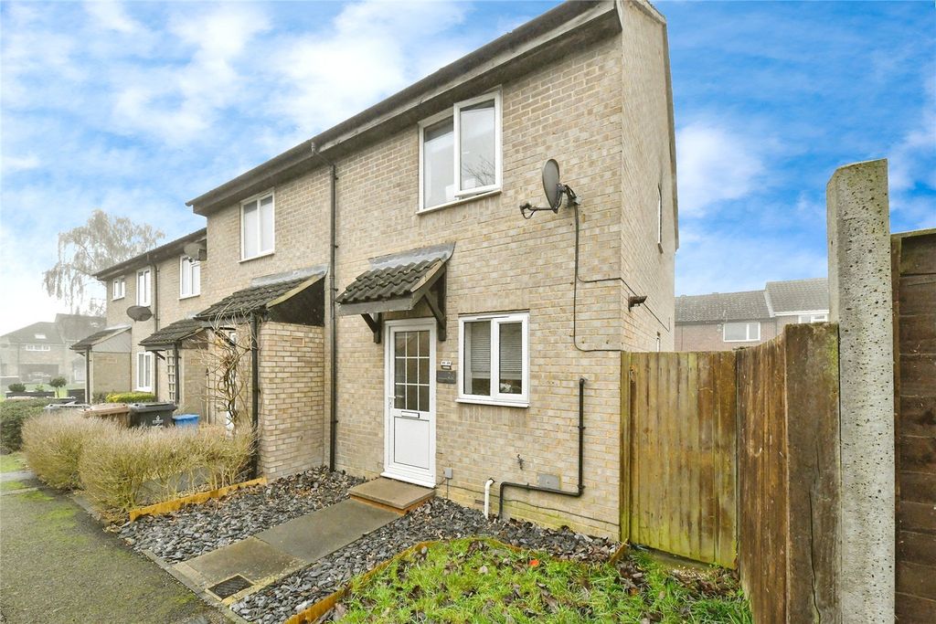 Property photo 1 of 21 Front