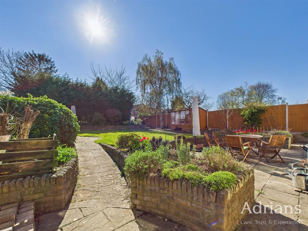 Property photo 3 of 26