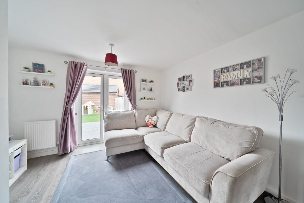 Property photo 3 of 23