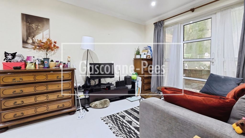 Property photo 3 of 8