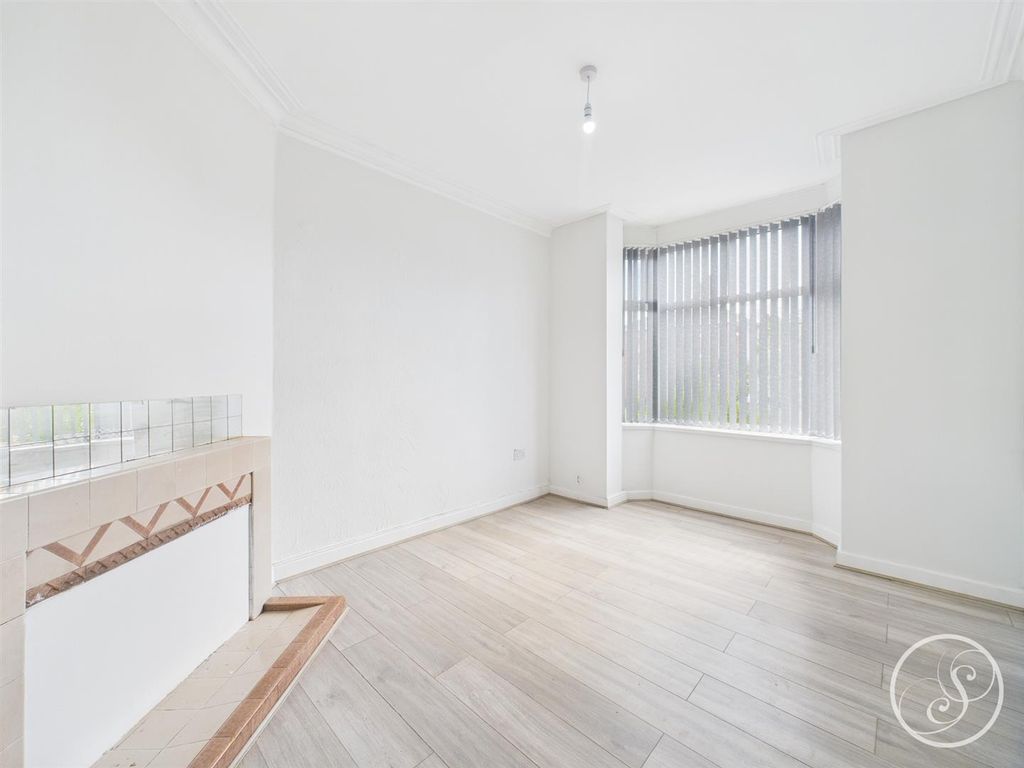 Property photo 2 of 13 Cam02071G0-Pr0672-Still004.Jpg