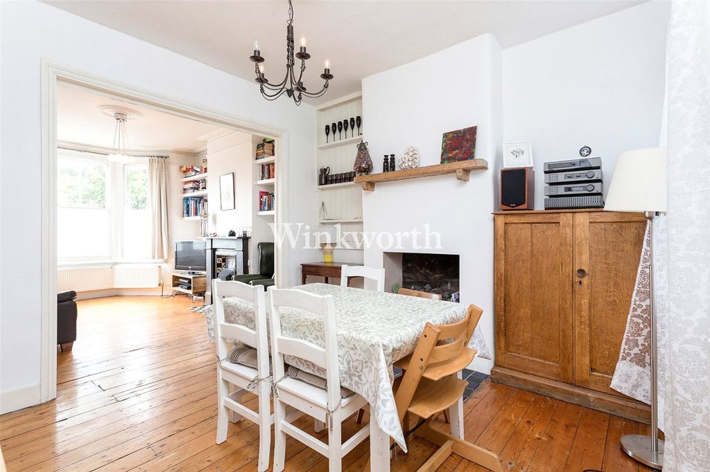 Property photo 3 of 12 Picture No. 05