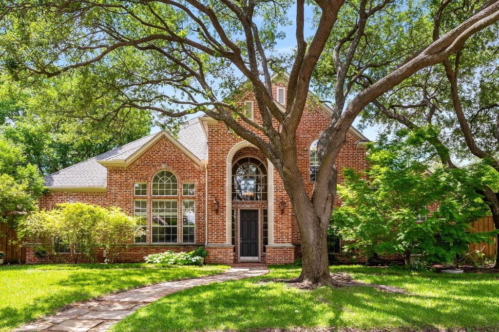 Property photo 1 of 31