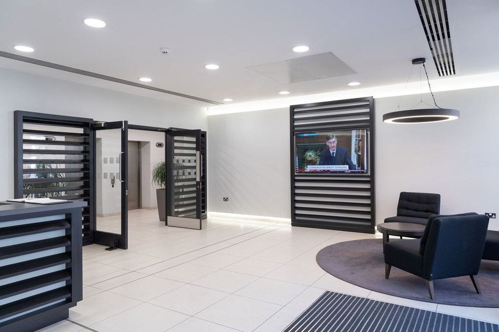 Property photo 3 of 9 33Pp2.Jpg