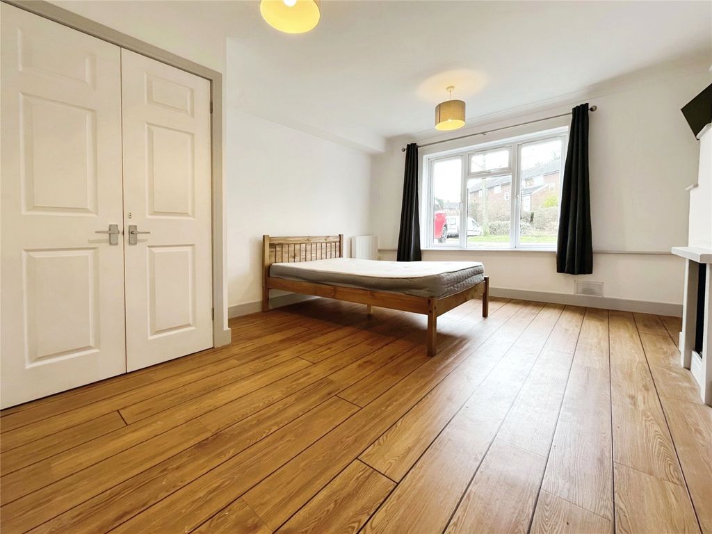 Property photo 2 of 8 Picture No. 05