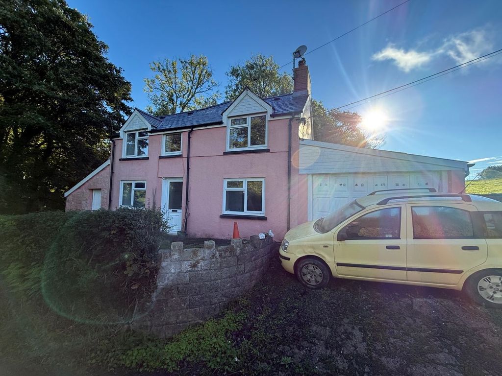Property photo 3 of 33