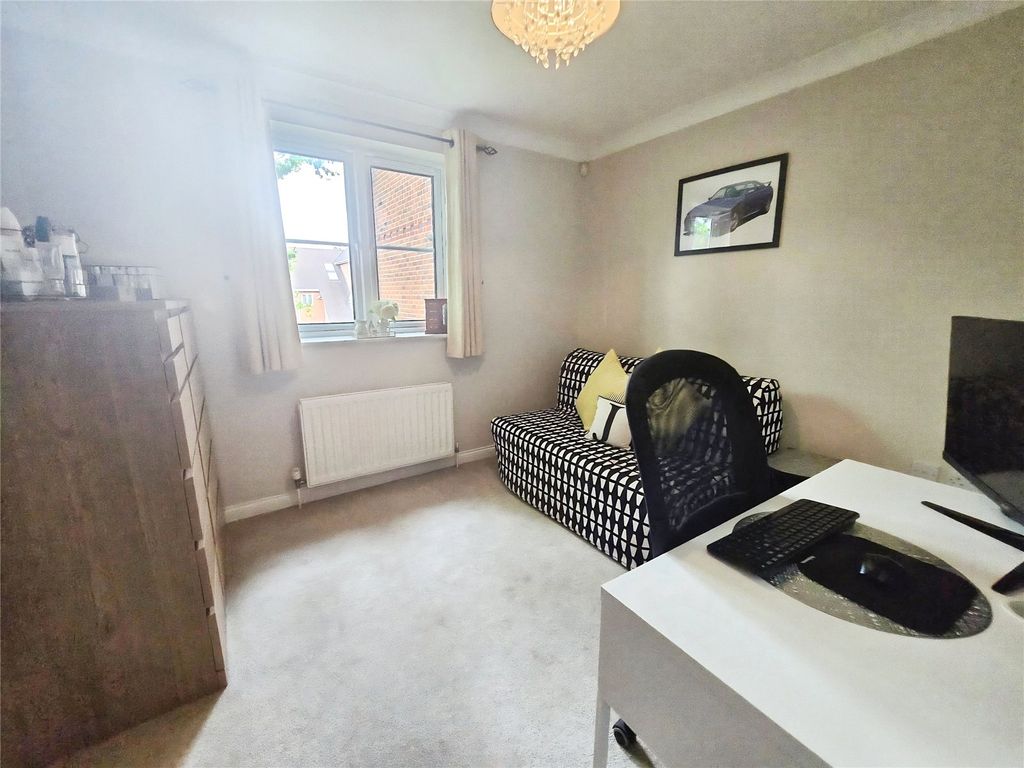 Additional image 8 of 2 bed maisonette for saleGray Place, Wokingham Road, Bracknell, Berkshire RG42