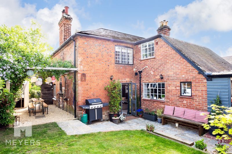 Property photo 3 of 33 Photo 6