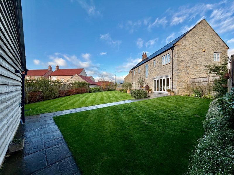 Property photo 2 of 26 Photo 26