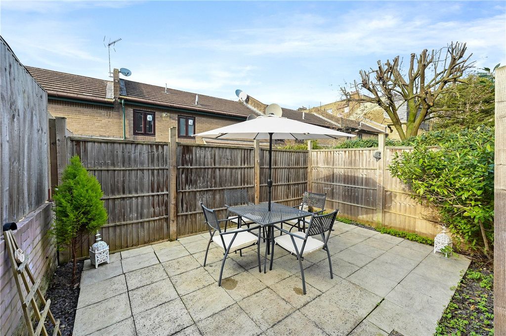 Property photo 2 of 13 Picture No. 56