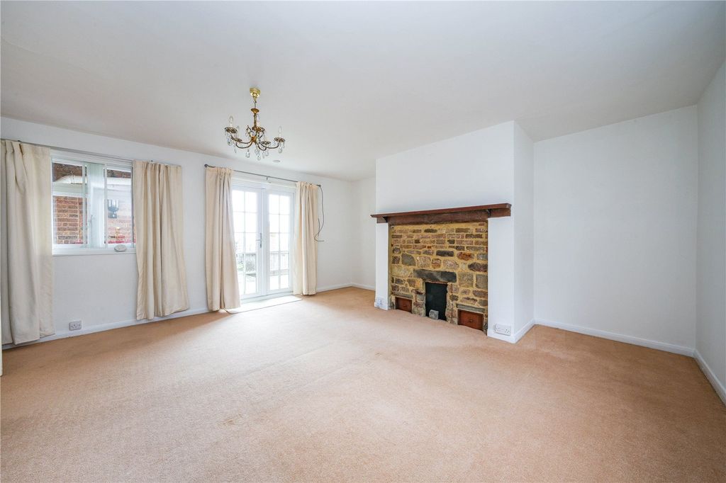 Property photo 2 of 10 Picture No. 08